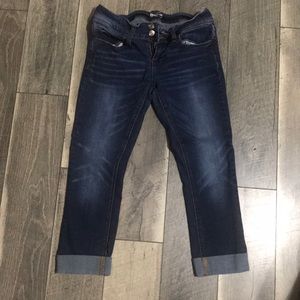 EUC SO denim capris!